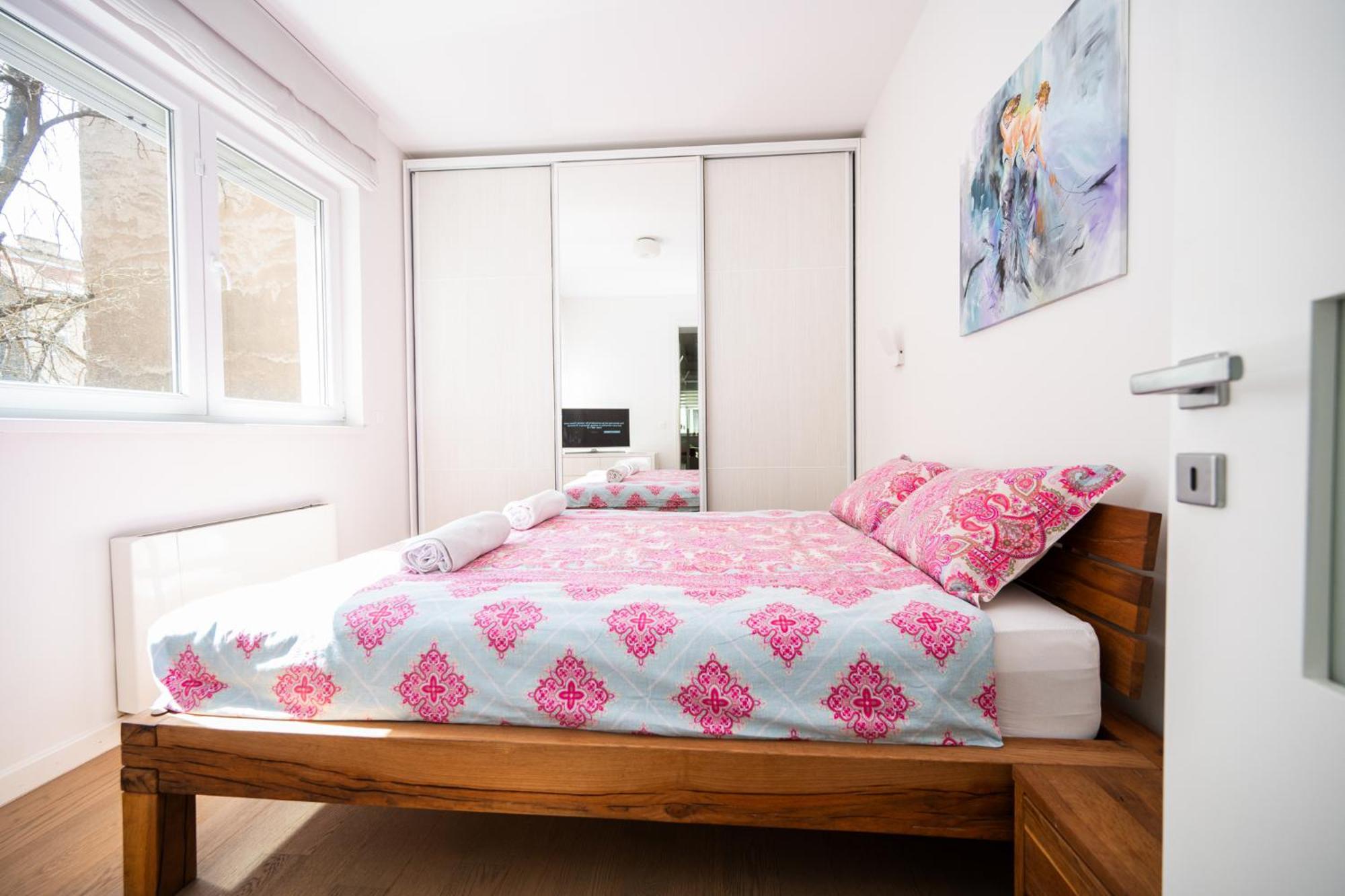 Modern Stay In The City Center Сараєво Екстер'єр фото